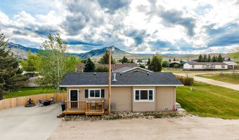 2851 W 2nd Ave, Buffalo, WY 82834