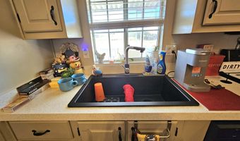 284 N Warren Rd, Benson, AZ 85602