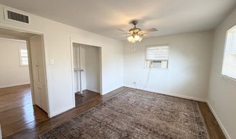 712 9th St, Abernathy, TX 79311