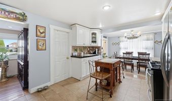 181 Phelps Ave, Bergenfield, NJ 07621