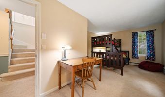 13 Holly Hill Dr, Amherst, NH 03031