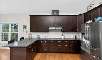 227 Landbridge Dr, Altamont, NY 12009