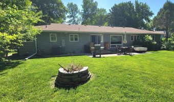 1824 Eisenhower Cir, Aberdeen, SD 57401
