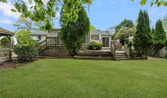 37 Charles St, Barrington, RI 02806