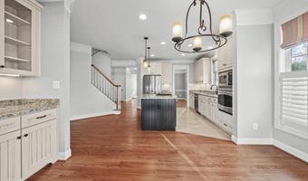 8047 FAIRFAX Rd, Alexandria, VA 22308