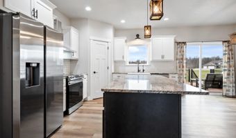 2851 T BERG Cir, Abrams, WI 54101