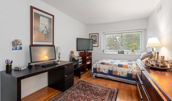 12 PENNY Ln #12, Baltimore, MD 21209