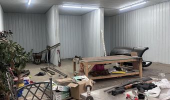 601 E 10th St, Alton, IA 51003