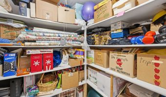 914 N 400 W, Centerville, UT 84014