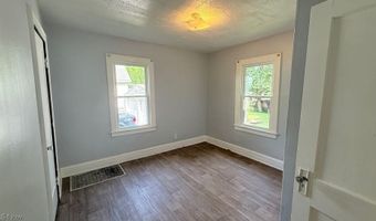 1083 Stroman Ave A, Akron, OH 44306