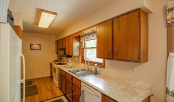 417 S Sample St, Algona, IA 50511