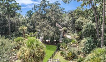 23 Little Creek Rd, Beaufort, SC 29907