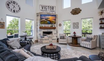 172 Cowan Xing, Alvord, TX 76225