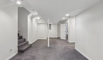 5719 NEWINGTON Rd, Bethesda, MD 20816