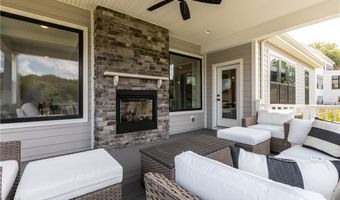 207 Monterey Ct, Adams Twp., PA 16046