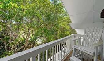 31 Horsemint Trl, Bald Head Island, NC 28461
