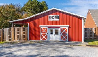 273 Riverbend Rd, Altavista, VA 24517