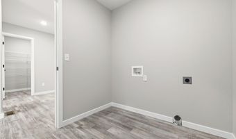 416 Beaver Tail Rd, Ash Grove, MO 65604