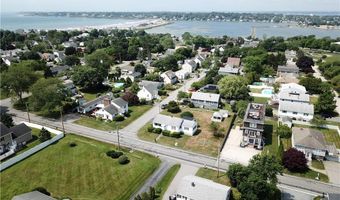 117 Wolcott Ave, Middletown, RI 02842