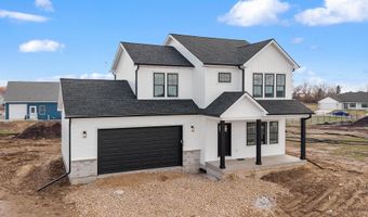 610 Clemens Dr, Arlington, WI 53911
