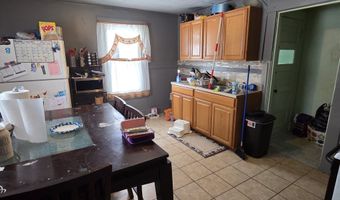 18 Darby St, Bloomfield, CT 06002