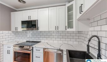 1023 St Elmo St, Allentown, PA 18104