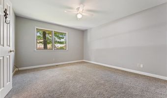 20 Munster Dr, Bella Vista, AR 72715