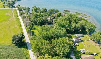 2322 W Shore Rd, Alburgh, VT 05440