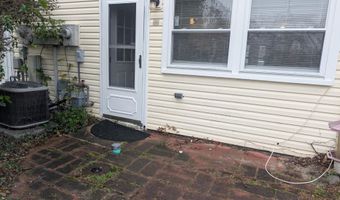 19 Gibraltar Ct, Barnegat, NJ 08005