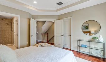 4531 WESTHALL Dr NW, Washington, DC 20007