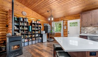 1320 CANYON Rd, Appleton, WA 98602