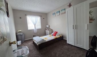 8512 Green Valley Dr, Indianapolis, IN 46217