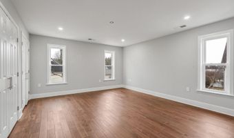 4917 ERIE St, Annandale, VA 22003