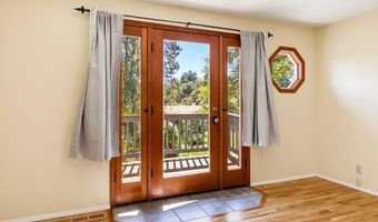 840 Harmony Ln, Ashland, OR 97520