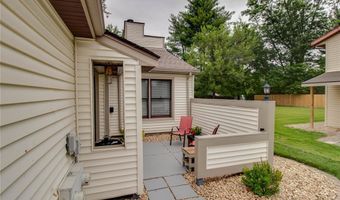 1822 Muny Vista Ct A, Alton, IL 62002