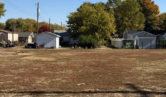 105 N St, Aurora, NE 68818