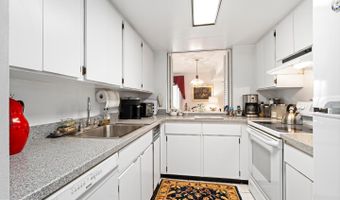 12 PENNY Ln #12, Baltimore, MD 21209