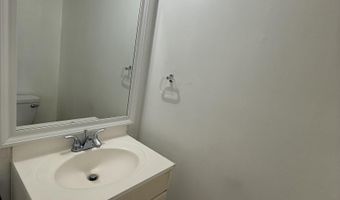 720 S New Rd 2N, Absecon, NJ 08201