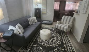 19060 E Palm Ln, Black Canyon City, AZ 85324