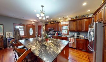 1426 Circle Dr, Albert Lea, MN 56007