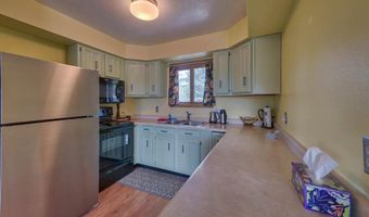 2305 Tresler Ave, Cody, WY 82414