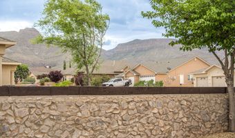 2639 Oakmont Dr, Alamogordo, NM 88310