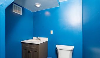34 Dearborn Dr, East Providence, RI 02915