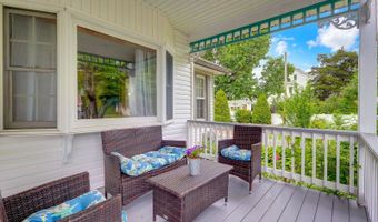 64 Hamilton St, Amityville, NY 11701