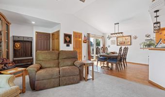 247 Freiheit Ln, Box Elder, SD 57719