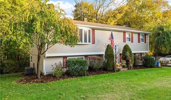 25 Manville Hill Rd, Cumberland, RI 02864