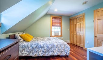 3642 Pawtucket Ave, East Providence, RI 02915