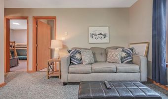 238 King Arthur Rd, Blakeslee, PA 18610