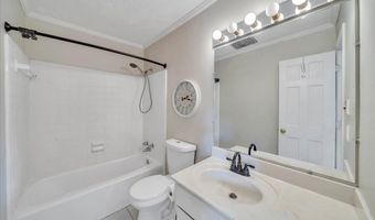 444 Kingswood Ct, Albany, GA 31707