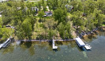 633 Cihlars Point Cir SW, Alexandria, MN 56308